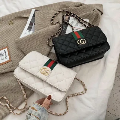 Women's New Retro Fashion Chain Crossbody Shoulder Bag 